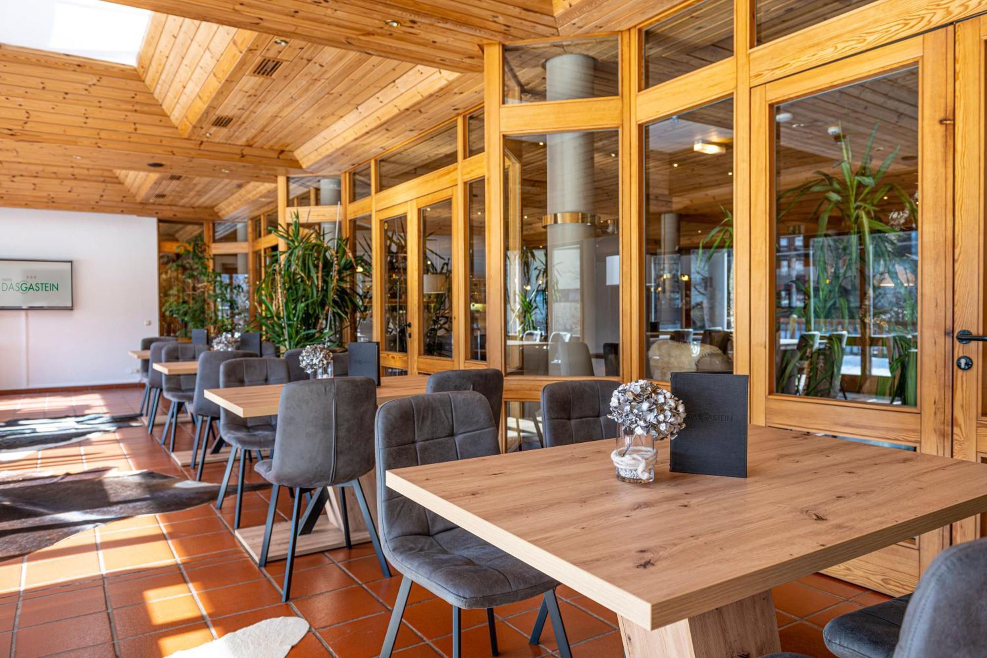 Hotel Das Gastein - Ganzjaehrig Inklusive Alpentherme Gastein & Sommersaison Inklusive Gasteiner Bergbahnen Bad Hofgastein Bagian luar foto